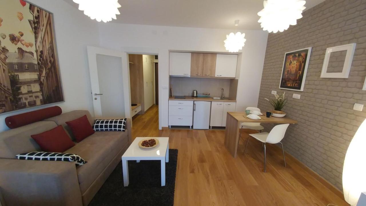 Apartment Delta A Blok - Savada Belgrad